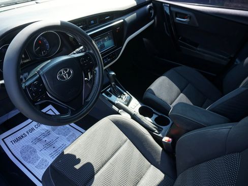 Used 2018 Toyota Corolla iM FWD image 20