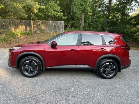 Used 2026 Nissan Rogue SV w/ Cold Weather Package AWD/4WD image 4