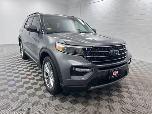 Used 2023 Ford Explorer XLT w/ Equipment Group 202A AWD/4WD image 1