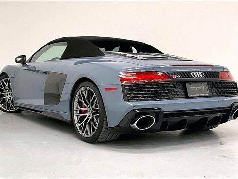 Used 2020 Audi R8 V10 w/ Carbon Exterior Package AWD/4WD image 6