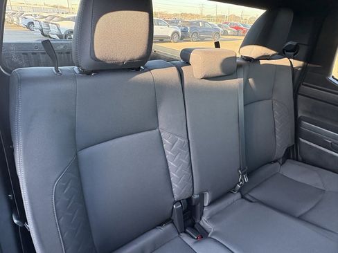 Used 2025 Toyota Tacoma SR5 image 38