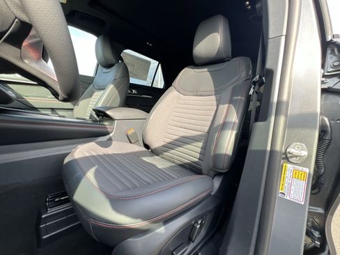 New 2026 Ford Explorer ST-Line AWD/4WD image 13