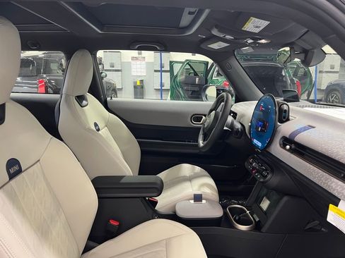 Certified 2025 MINI Cooper S image 24