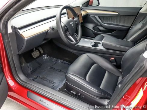 Used 2023 Tesla Model 3 Standard Range image 13