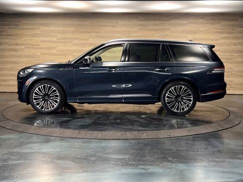 Used 2020 Lincoln Aviator Black Label AWD/4WD image 10