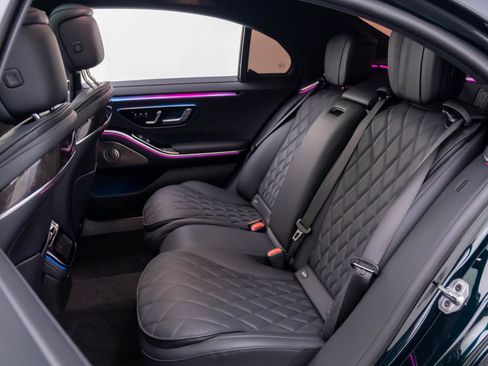Used 2025 Mercedes-Benz S 580 4MATIC Sedan image 5