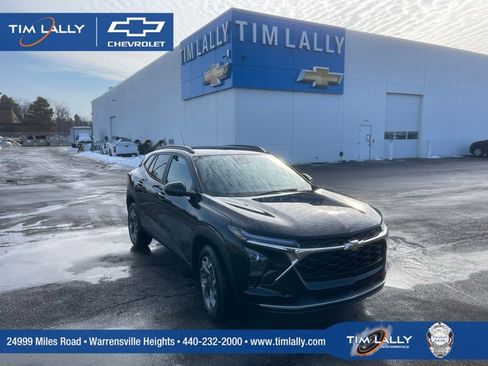 New 2026 Chevrolet Trax LT w/ LT Convenience Package image 1