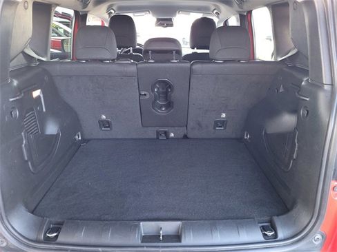 Certified 2022 Jeep Renegade Latitude w/ Convenience Group image 19