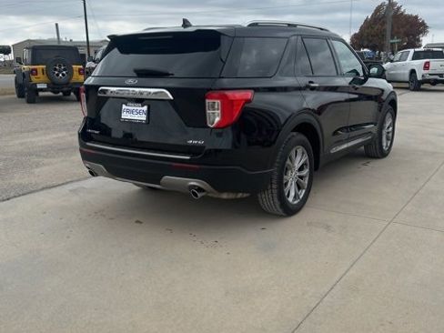 Used 2023 Ford Explorer Limited image 6