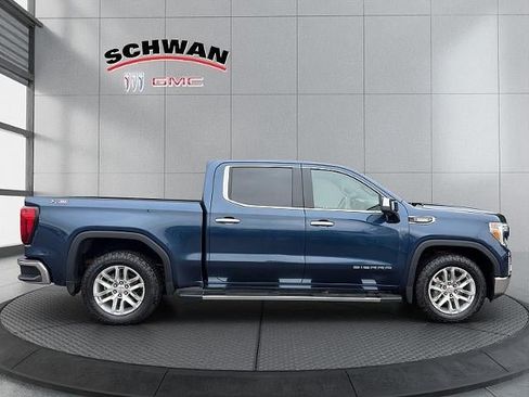 Used 2021 GMC Sierra 1500 SLT w/ SLT Premium Plus Package AWD/4WD image 3