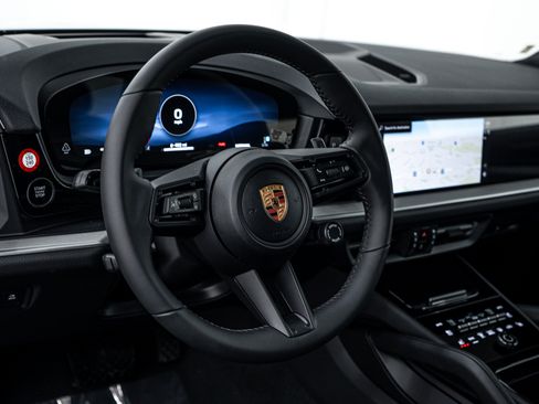 Certified 2026 Porsche Cayenne AWD/4WD image 14