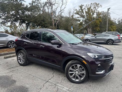 Used 2021 Buick Encore GX Essence w/ Experience Buick Package image 6