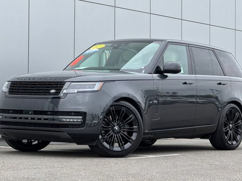 Certified 2025 Land Rover Range Rover SE AWD/4WD image 1