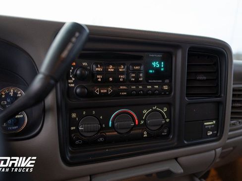 Used 2002 Chevrolet Silverado 2500 LT w/ Off-Road Skid Plate Pkg image 22