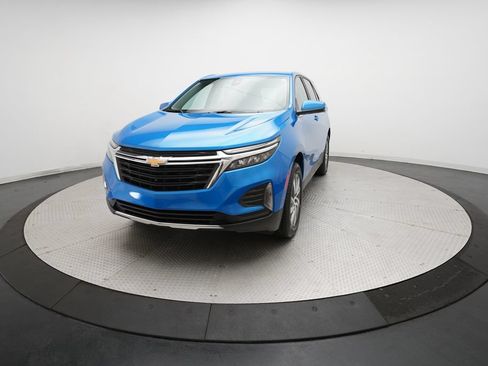 Used 2024 Chevrolet Equinox LT AWD/4WD image 12