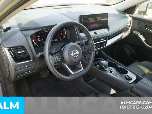 Used 2024 Nissan Rogue SL w/ SL Premium Package AWD/4WD image 6