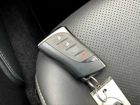 Used 2023 Lexus ES 350 image 14