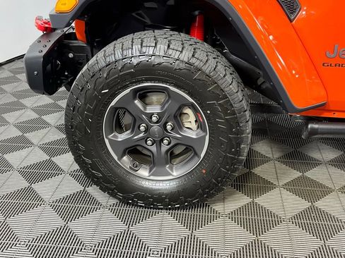 Used 2020 Jeep Gladiator Rubicon image 11