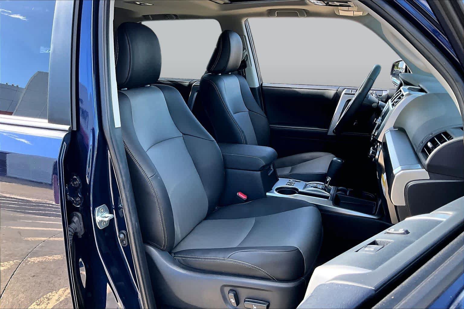 Used 2024 Toyota 4Runner SR5 Premium w/ Moonroof Package RWD image 9