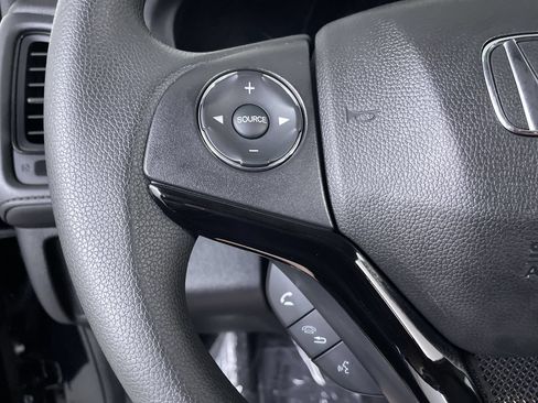 Used 2022 Honda HR-V LX image 24