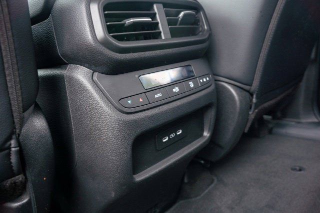 Used 2022 Honda Pilot Touring image 25