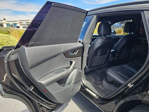Used 2024 Audi Q8 Premium Plus w/ Premium Plus Package AWD/4WD image 22