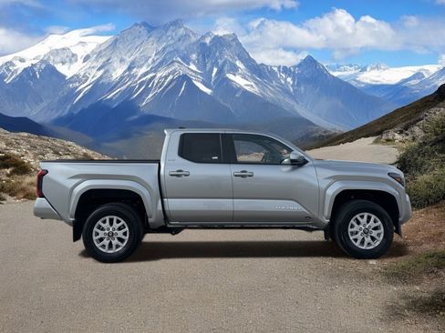 Certified 2024 Toyota Tacoma SR5 image 6