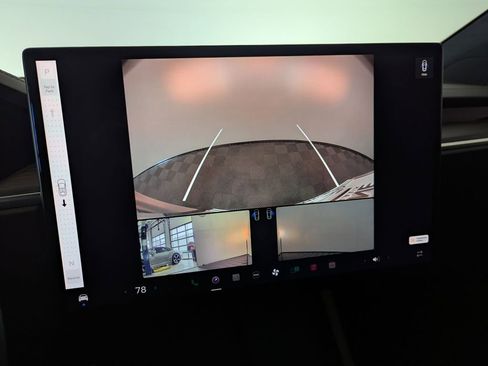 Used 2023 Tesla Model X image 13