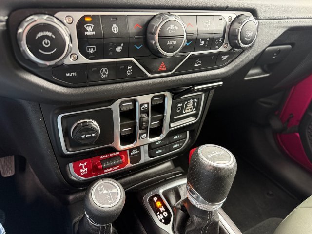 Used 2024 Jeep Gladiator Mojave w/ Convenience Group AWD/4WD image 26