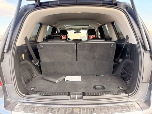 Used 2013 Mercedes-Benz GL 450 4MATIC image 28