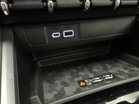 Used 2025 Chevrolet Colorado ZR2 AWD/4WD image 43
