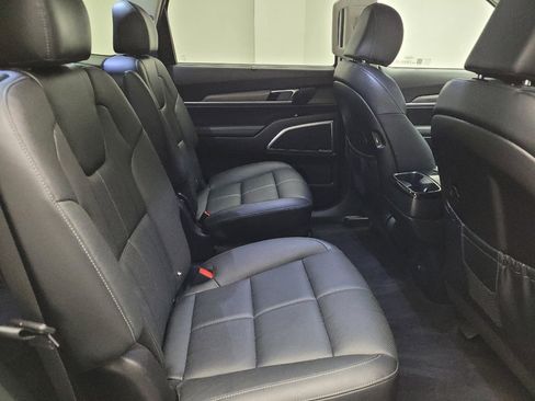Used 2022 Kia Telluride SX w/ Nightfall Edition Package AWD/4WD image 19