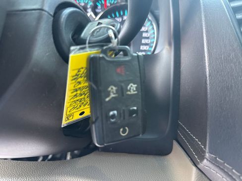 Used 2020 Chevrolet Tahoe LT image 36