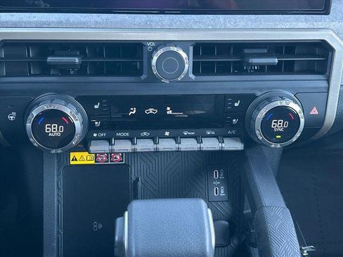 Certified 2025 Toyota Tacoma Trailhunter AWD/4WD image 24