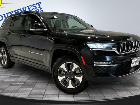 Used 2022 Jeep Grand Cherokee Limited 4xe AWD/4WD image 3