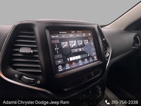 Used 2022 Jeep Cherokee Latitude Lux w/ Sun & Sound Group image 18