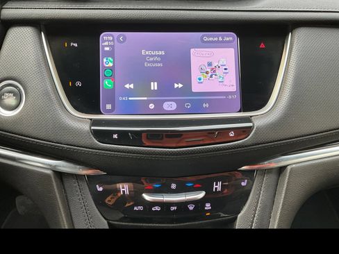 Certified 2022 Cadillac XT5 Premium Luxury AWD/4WD image 4
