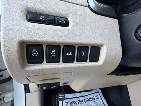 Used 2019 Nissan Murano Platinum image 13