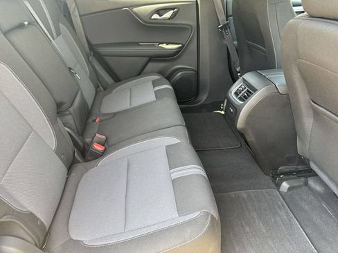 Certified 2024 Chevrolet Blazer LT w/ Convenience Package FWD image 28
