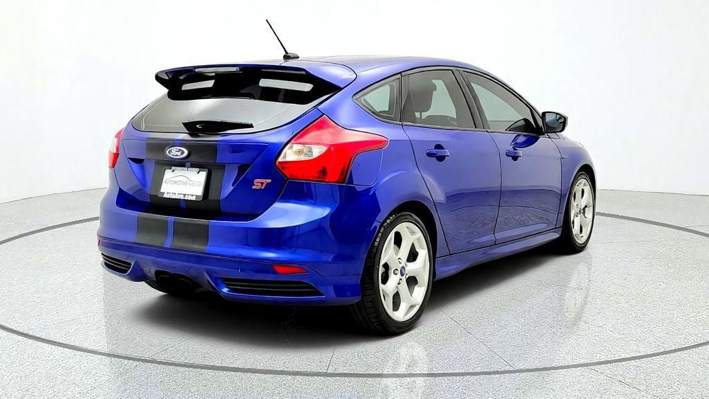 Used 2014 Ford Focus ST w/ Equipment Group 201A FWD image 5