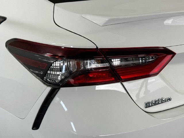 Used 2021 Toyota Camry SE FWD image 34