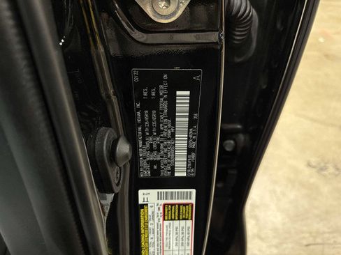 Certified 2022 Toyota Highlander LE image 14