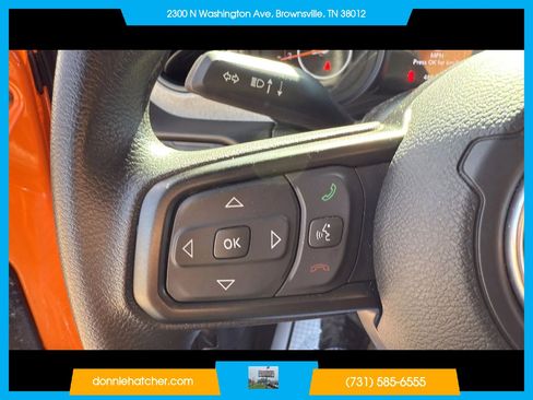 Used 2025 Jeep Wrangler Sport AWD/4WD image 15
