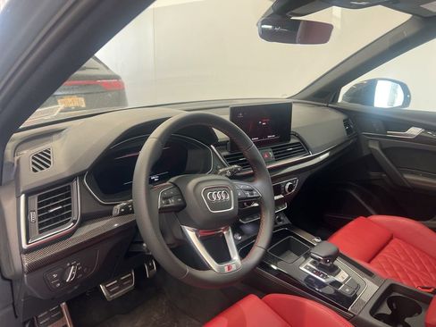 Used 2023 Audi SQ5 Premium Plus w/ Premium Plus Package AWD/4WD image 4