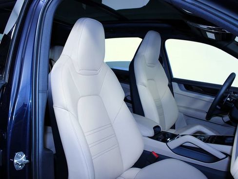 New 2026 Porsche Cayenne S AWD/4WD image 28