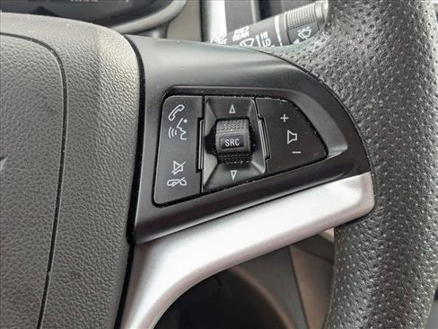 Used 2020 Chevrolet Sonic LT image 5