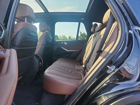 Used 2020 BMW X5 xDrive40i w/ Premium Package AWD/4WD image 10