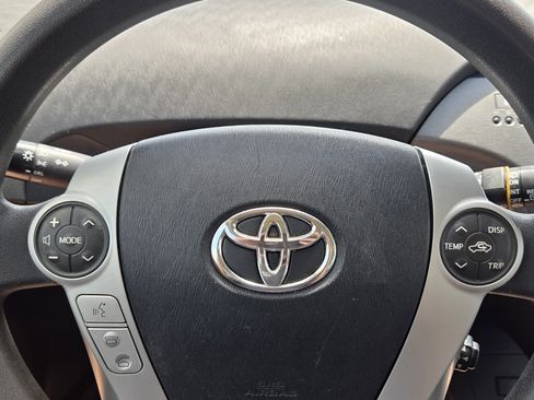 Used 2012 Toyota Prius Three FWD image 21