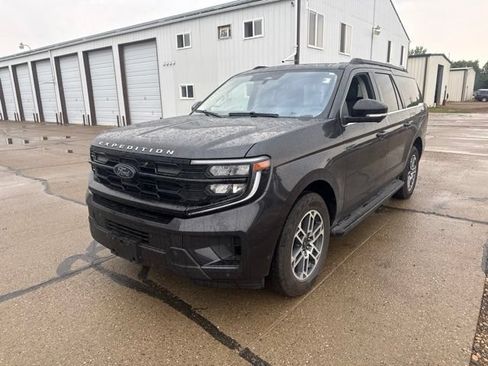 Certified 2025 Ford Expedition Max Active AWD/4WD image 5