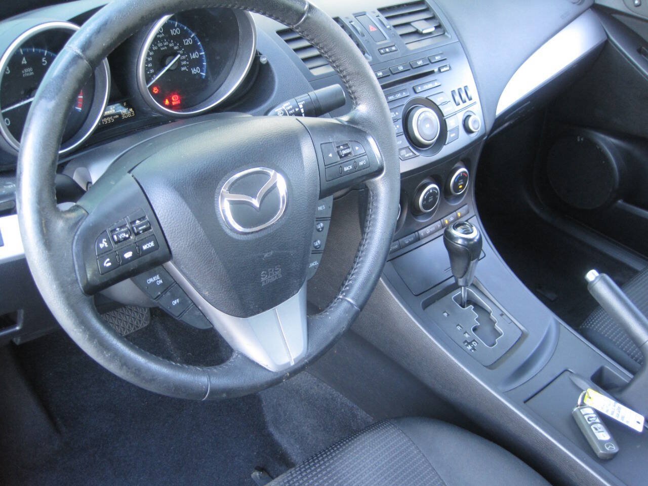 Used 2013 MAZDA MAZDA3 i Touring FWD image 23